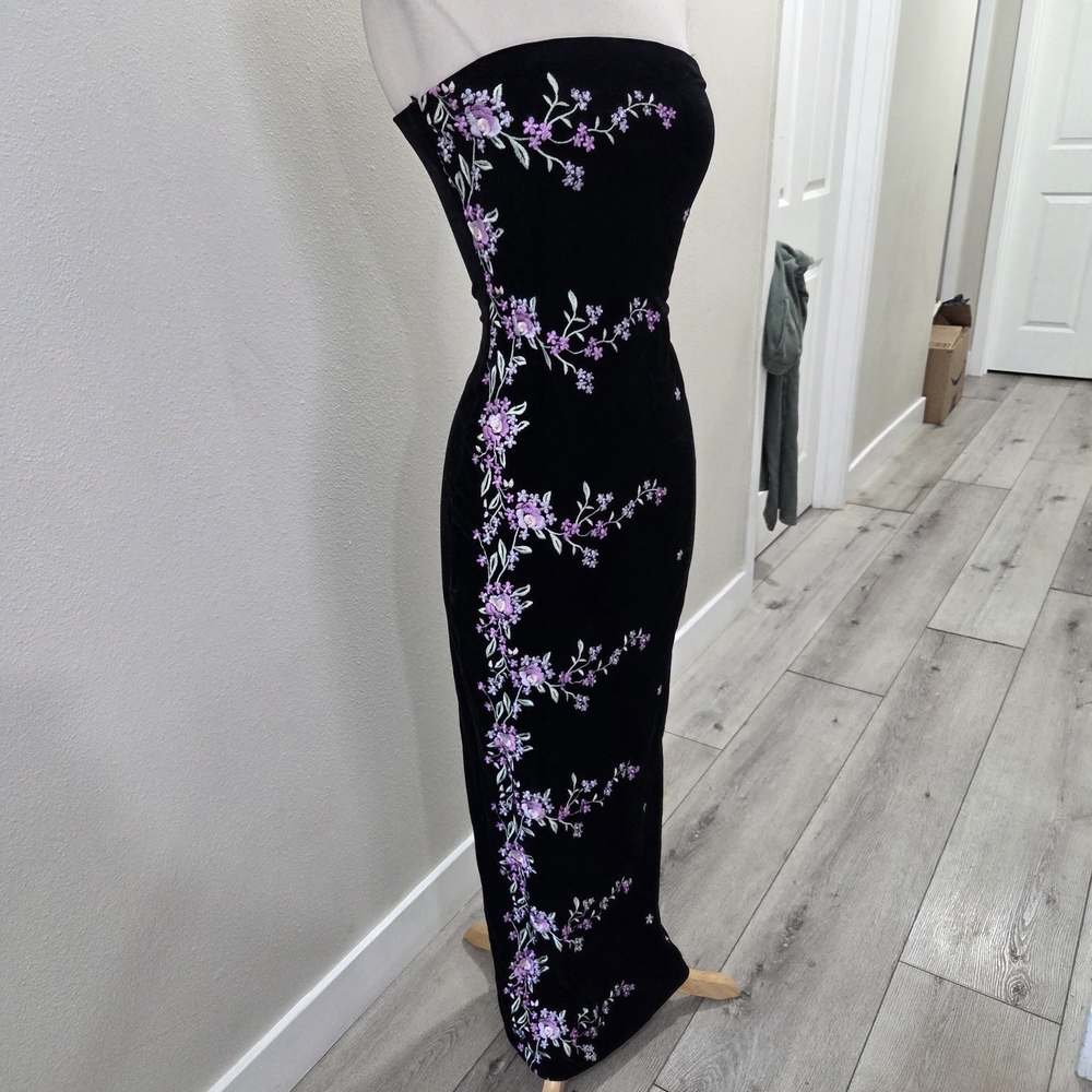 Vintage Strapless Velvet Floral Embroidered Maxi Dress